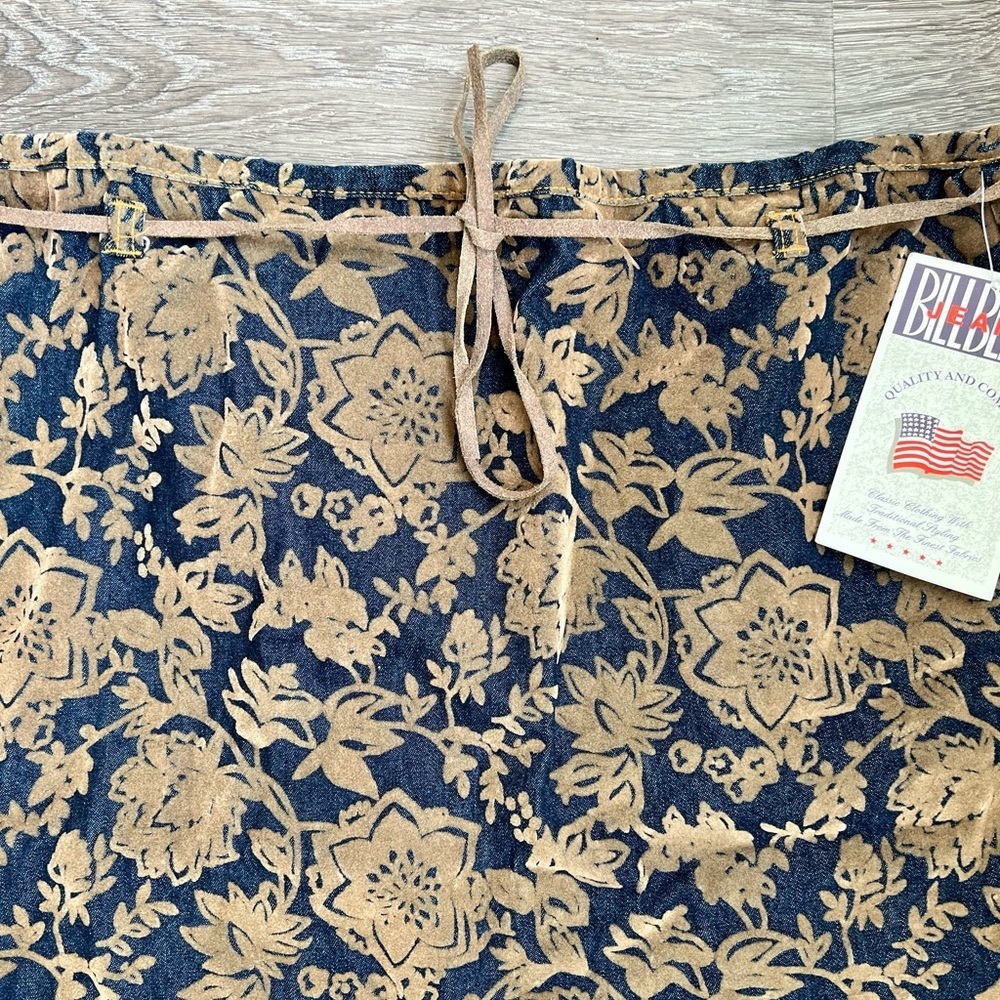 Vintage BILL BLASS JEANS Blue Denim Knee Length Skirt Tan Floral Appliqué 14 NWT - Picture 8 of 16